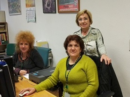 las tres 2